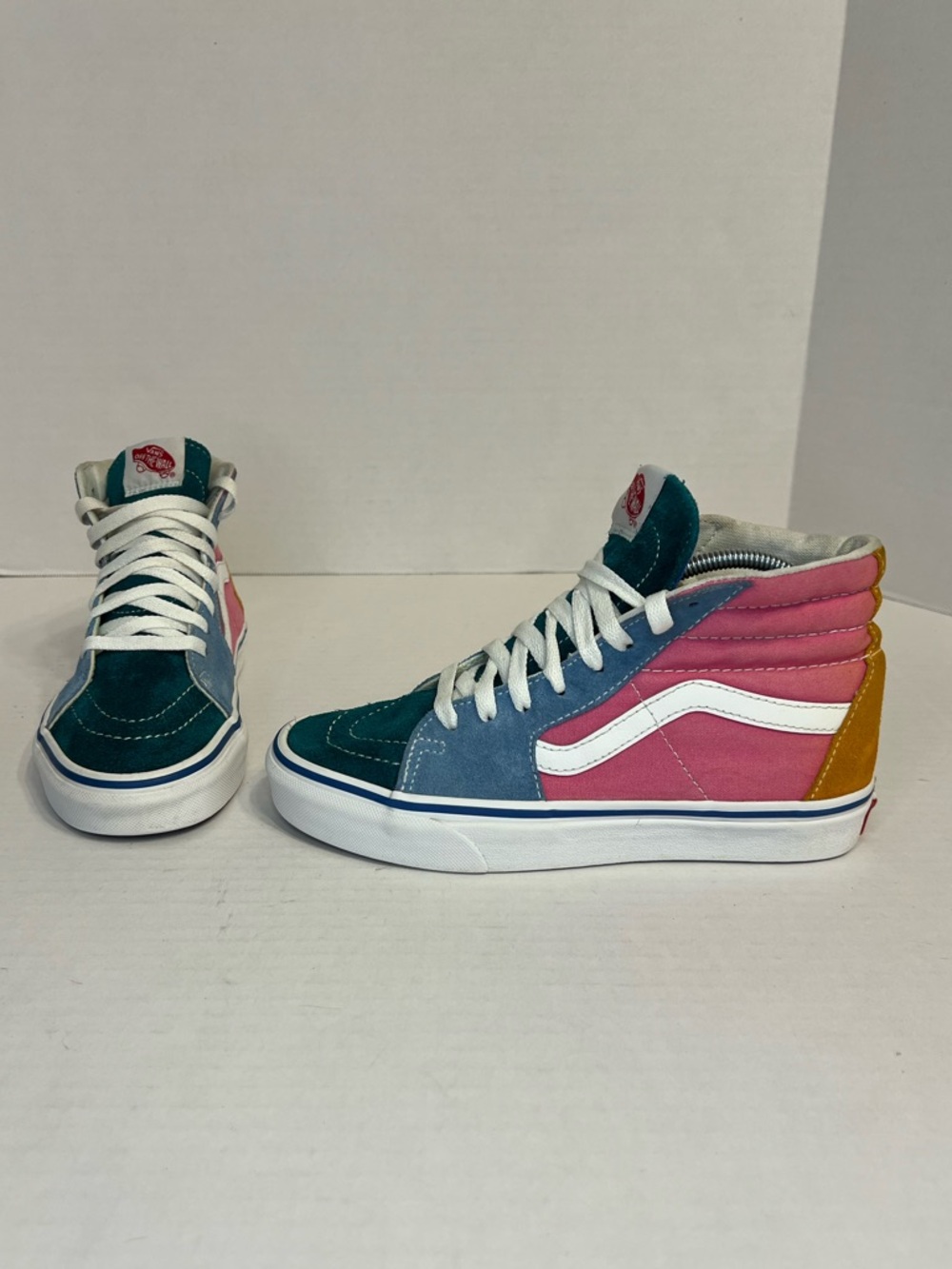 Vans Sk8-Hi 'Multi-Color' high-top sneakers Women’s Size 7 Men’s Size 5.5
